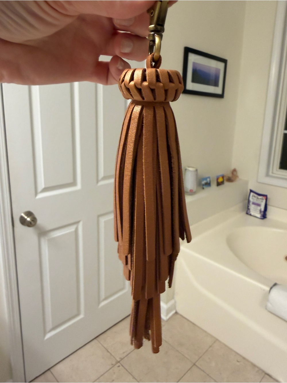 Portland leather goods jellyfish tassel in Hava